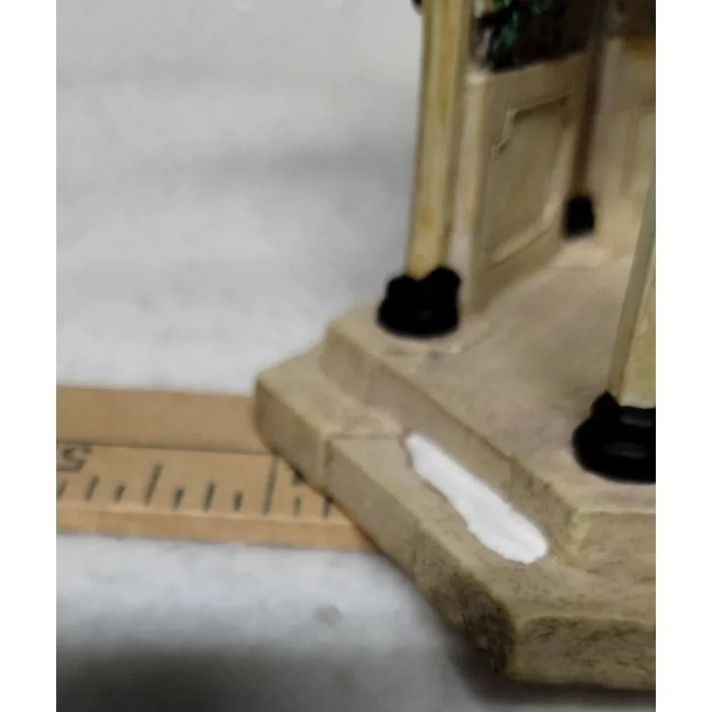 Department 56 Village Gazebo Christmas Decor 6.5 in Collectible Holiday Figurine
